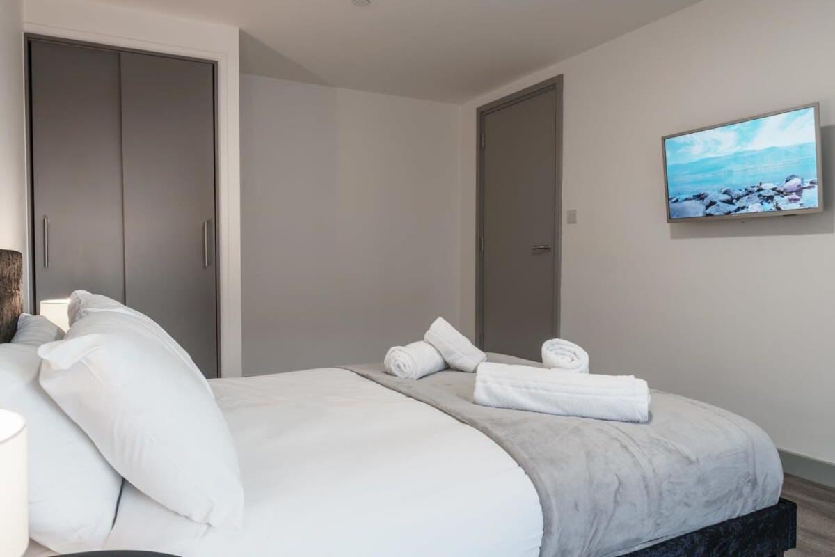 Modern 1 Bed Apartment In Liverpool Centre Екстер'єр фото